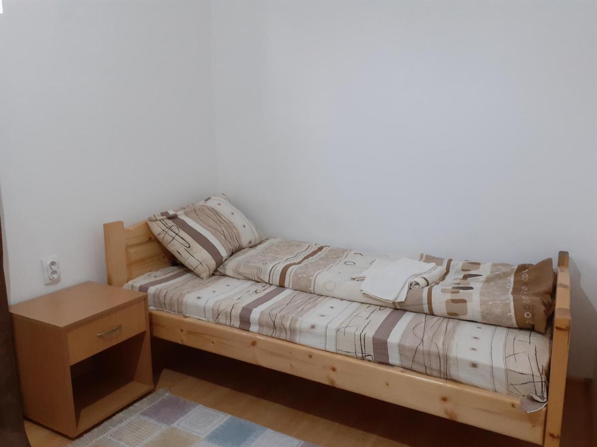 Apartmani Momcilo Žabljak Exteriör bild